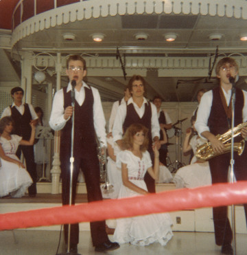 SRHS Chamber Singers, Disneyland, June 1982