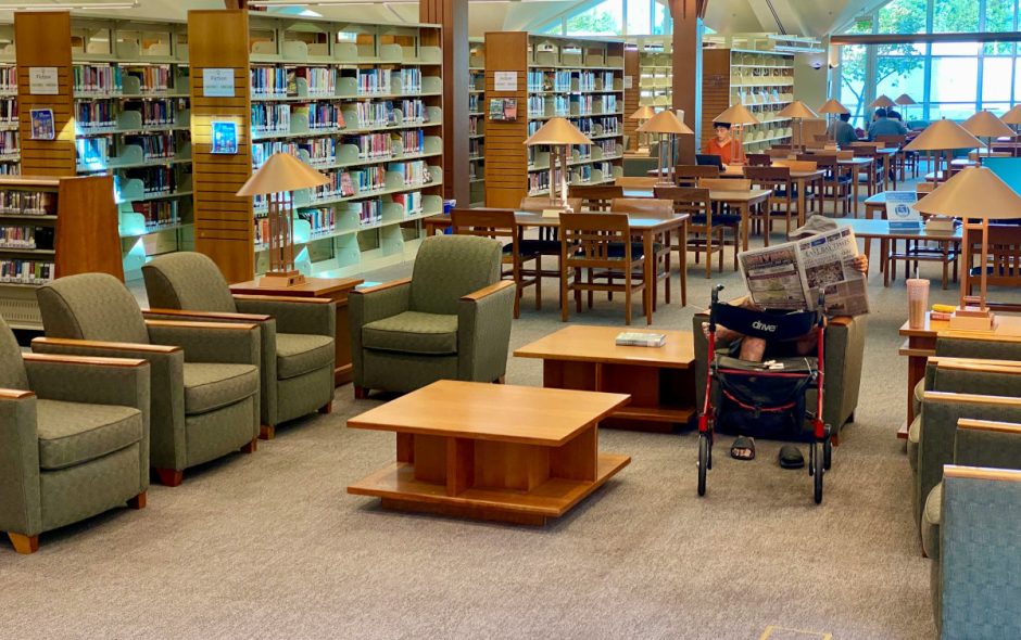 We Still Need Public Libraries